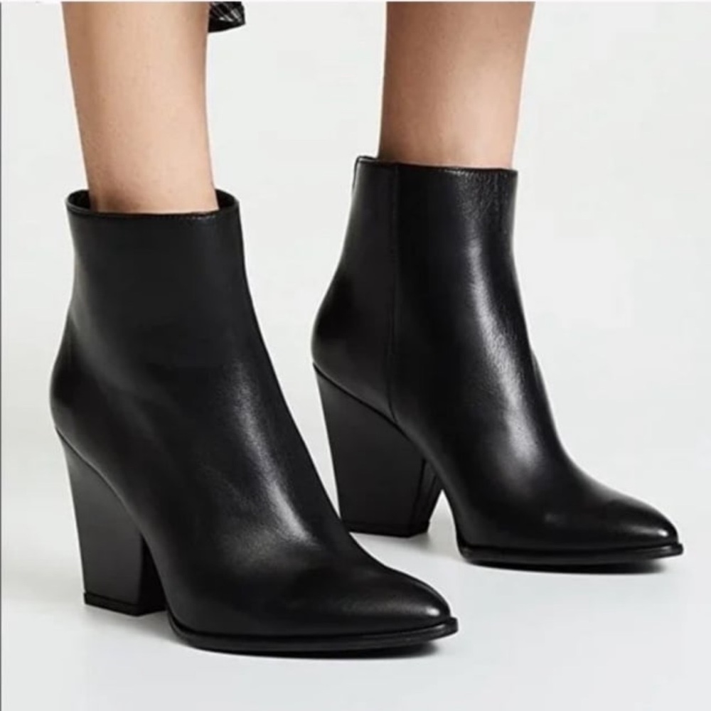 Stuart Weitzman Black Ankle Boots 7.5